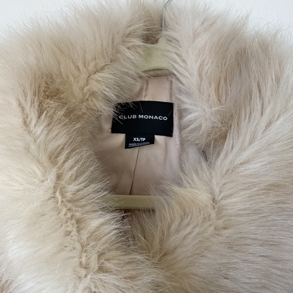 Club Monaco Evangah Faux-Fur Collar Wool Coat - Picture 5 of 11